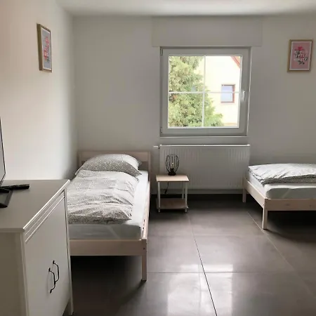 Apartmán Gastehaus Laura Stockstadt am Rhein