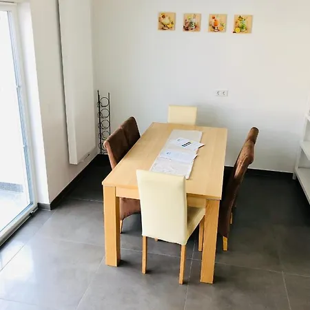 Apartmán Gastehaus Laura Stockstadt am Rhein